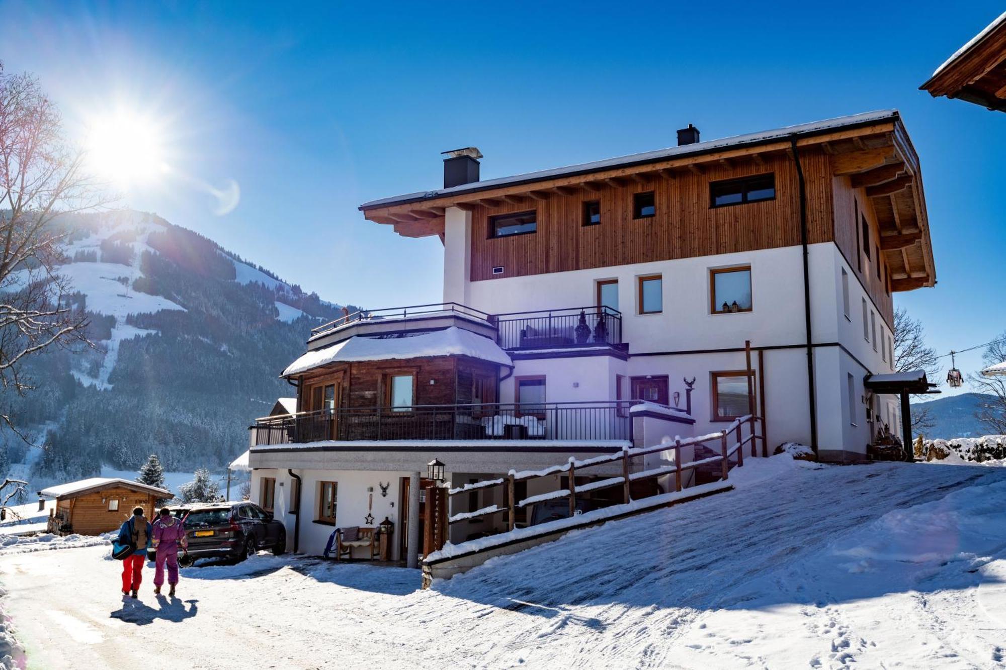 Luxus Ferienwohnung Almhuette Бріксен-ім-Тале Екстер'єр фото